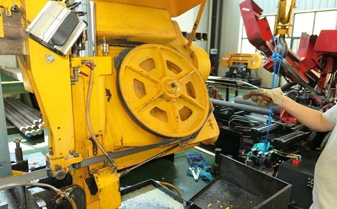 如何解决龙湾镇卧式金属带锯床切削时出现的断带现象？